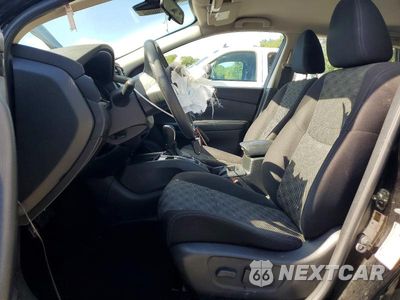 Zdjęcie 7 z 14 samochodu: 2019 NISSAN ROGUE SPORT SV VIN:JN1BJ1CR5KW351382 - miniatura