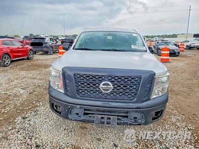 Piąte zdjęcie samochodu w środku: 2018 NISSAN TITAN S VIN:1N6AA1EK0JN545568 - miniatura