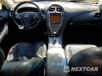Zdjęcie 8 z 12 samochodu: 2011 LEXUS ES 350 VIN:JTHBK1EG1B2470221 - miniatura
