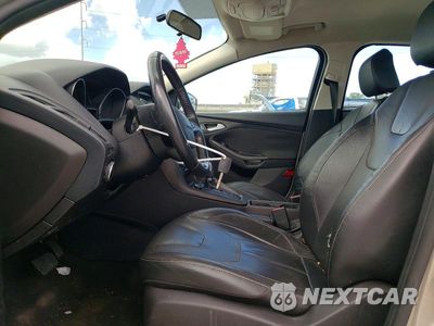 Zdjęcie 7 z 12 samochodu: 2015 FORD FOCUS SE VIN:1FADP3F20FL310461 - miniatura