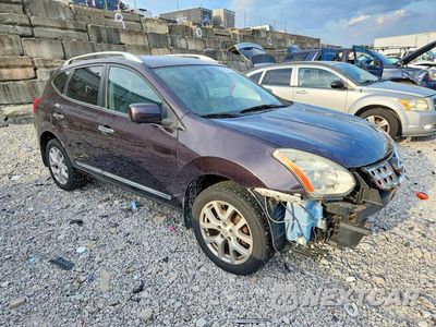 Czwarte zdjęcie samochodu z boku: 2013 NISSAN ROGUE S VIN:JN8AS5MV4DW103768 - miniatura