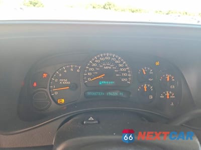 Zdjęcie 9 z 13 samochodu: 2005 GMC YUKON VIN:1GKEK13T35J131151 - miniatura