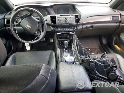 Zdjęcie 8 z 12 samochodu: 2017 HONDA ACCORD SPORT VIN:1HGCR2F52HA096304 - miniatura