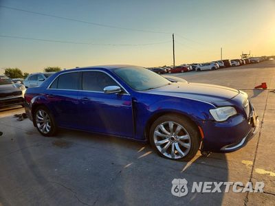 Czwarte zdjęcie samochodu z boku: 2018 CHRYSLER 300 TOURING VIN:2C3CCAAG5JH294101 - miniatura