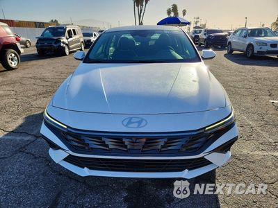 Piąte zdjęcie samochodu w środku: 2024 HYUNDAI ELANTRA SEL VIN:KMHLM4DG7RU747029 - miniatura