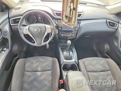 Zdjęcie 8 z 13 samochodu: 2015 NISSAN ROGUE SV VIN:KNMAT2MV2FP590490 - miniatura