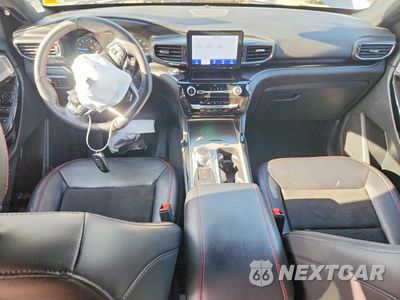 Zdjęcie 8 z 13 samochodu: 2023 FORD EXPLORER ST-LINE VIN:1FMSK8KH9PGA65110 - miniatura