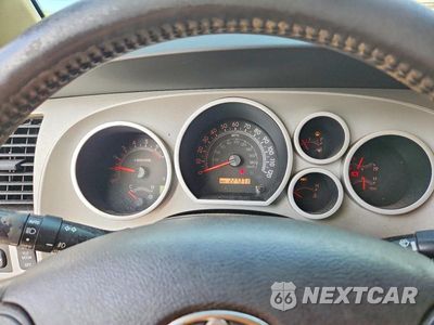 Zdjęcie 9 z 13 samochodu: 2008 TOYOTA SEQUOIA SR5 VIN:5TDBY64A68S020284 - miniatura