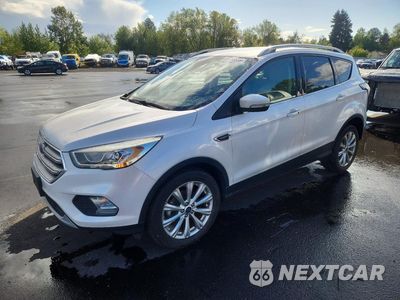 2017 FORD ESCAPE TITANIUM 1FMCU0JD7HUE57746 - główne zdjęcie licytacji z USA - miniatura