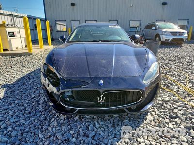 Piąte zdjęcie samochodu w środku: 2015 MASERATI GRANTURISMO S VIN:ZAM45VLA7F0128440 - miniatura