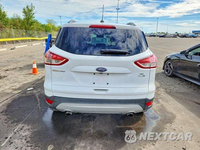 Zdjęcie 6 z 13 samochodu: 2016 FORD ESCAPE SE VIN:1FMCU9GX6GUC17060 - miniatura