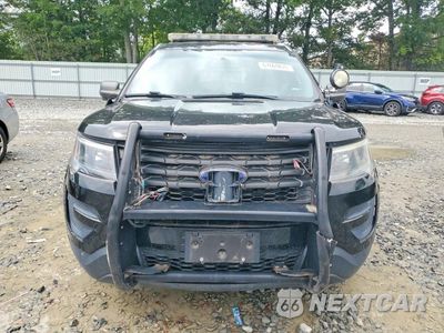 Piąte zdjęcie samochodu w środku: 2017 FORD EXPLORER POLICE INTERCEPTOR VIN:1FM5K8AR3HGA13285 - miniatura
