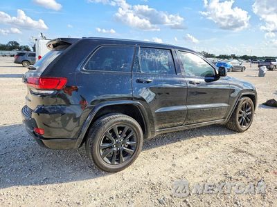 Trzecie zdjęcie samochodu z tyłu: 2022 JEEP GRAND CHEROKEE LAREDO E VIN:1C4RJEAG2NC153658 - miniatura