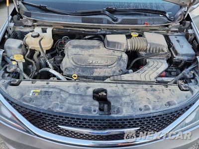 Zdjęcie 12 z 13 samochodu: 2019 CHRYSLER PACIFICA TOURING L VIN:2C4RC1BG2KR537654 - miniatura