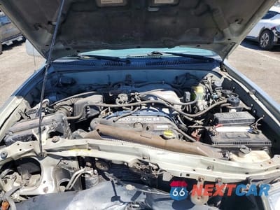 Zdjęcie 12 z 13 samochodu: 2000 TOYOTA 4RUNNER SR5 VIN:JT3GN86RXY0147527 - miniatura