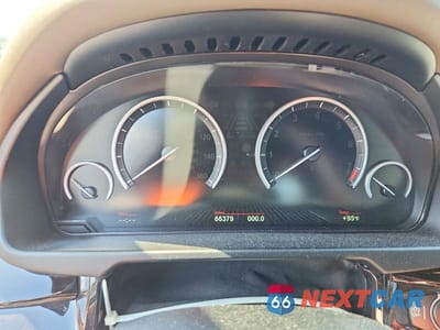 Zdjęcie 9 z 12 samochodu: 2017 BMW X5 XDRIVE50I VIN:5UXKR6C36H0J85253 - miniatura