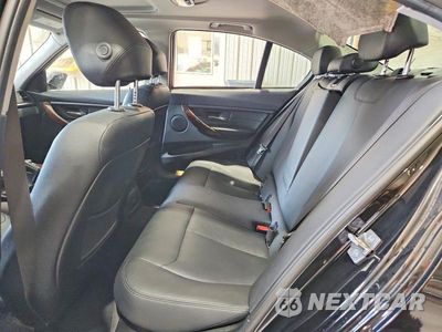 Zdjęcie 10 z 13 samochodu: 2013 BMW 328 I SULEV VIN:WBA3C1C55DF441902 - miniatura