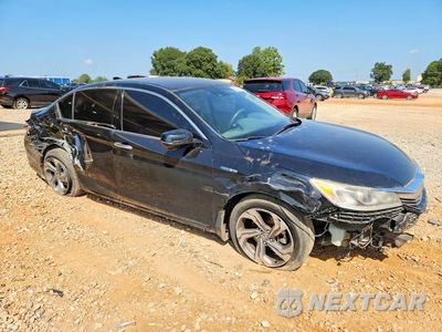 Czwarte zdjęcie samochodu z boku: 2017 HONDA ACCORD HYBRID VIN:JHMCR6F30HC000385 - miniatura