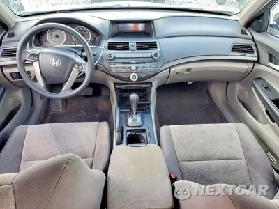 Zdjęcie 8 z 12 samochodu: 2010 HONDA ACCORD LX VIN:1HGCP2F32AA126461 - miniatura
