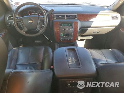 Zdjęcie 8 z 13 samochodu: 2010 CHEVROLET TAHOE C1500 LT VIN:1GNMCBE38AR195664 - miniatura