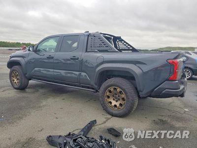 Drugie zdjęcie samochodu z przodu: 2025 TOYOTA TACOMA TRAILHUNTER HV VIN:3TYLC5LN4ST023505 - miniatura