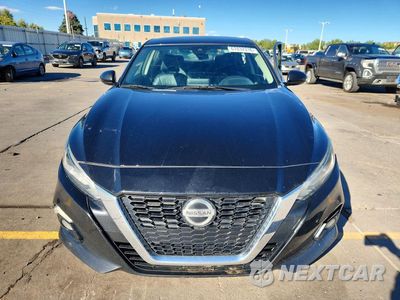 Piąte zdjęcie samochodu w środku: 2019 NISSAN ALTIMA SL VIN:1N4BL4EV5KC258341 - miniatura