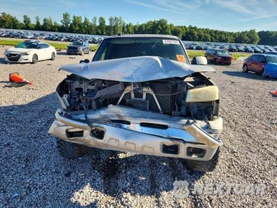 Piąte zdjęcie samochodu w środku: 2005 CHEVROLET SILVERADO K1500 VIN:2GCEK13T551244556 - miniatura
