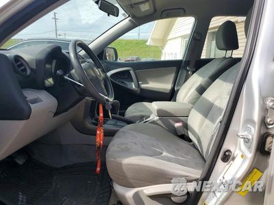 Zdjęcie 7 z 13 samochodu: 2009 TOYOTA RAV4 BASE VIN:JTMBF33VX95001902 - miniatura