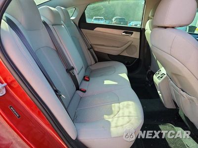 Zdjęcie 10 z 13 samochodu: 2019 HYUNDAI SONATA SEL VIN:5NPE34AF3KH787765 - miniatura
