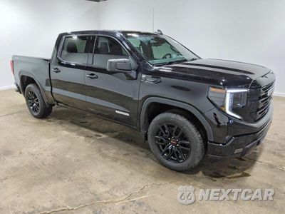 Czwarte zdjęcie samochodu z boku: 2022 GMC SIERRA K1500 ELEVATION VIN:3GTPUCEK9NG525799 - miniatura