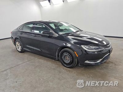Czwarte zdjęcie samochodu z boku: 2016 CHRYSLER 200 LIMITED VIN:1C3CCCAB6GN102412 - miniatura
