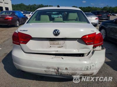 Zdjęcie 6 z 12 samochodu: 2014 VOLKSWAGEN PASSAT S VIN:1VWAT7A32EC110211 - miniatura