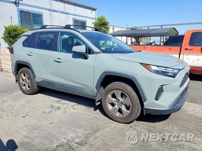 Czwarte zdjęcie samochodu z boku: 2023 TOYOTA RAV4 XLE VIN:2T3W1RFVXPW244193 - miniatura