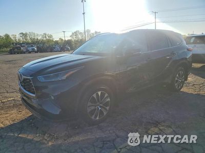 2021 TOYOTA HIGHLANDER XLE 5TDHZRBH9MS076187 - główne zdjęcie licytacji z USA - miniatura