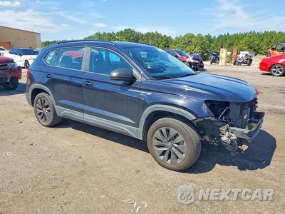 Czwarte zdjęcie samochodu z boku: 2022 VOLKSWAGEN TAOS S VIN:3VVAX7B24NM075491 - miniatura