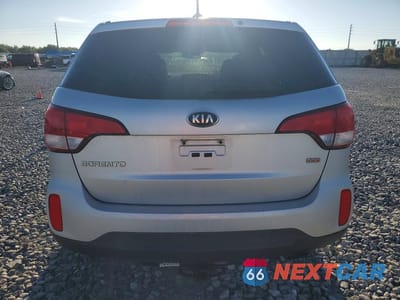 Zdjęcie 6 z 12 samochodu: 2015 KIA SORENTO LX VIN:5XYKT3A65FG602707 - miniatura