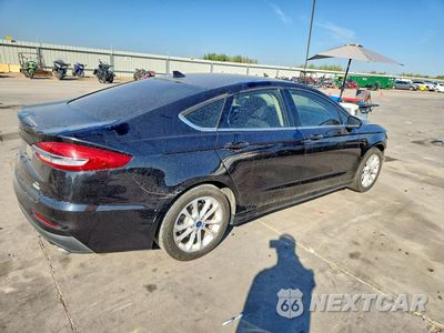 Trzecie zdjęcie samochodu z tyłu: 2019 FORD FUSION SE VIN:3FA6P0HDXKR228836 - miniatura