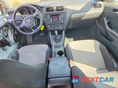 Zdjęcie 8 z 13 samochodu: 2017 VOLKSWAGEN JETTA S VIN:3VW2B7AJ1HM314166 - miniatura