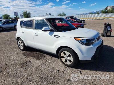 Czwarte zdjęcie samochodu z boku: 2016 KIA SOUL BASE VIN:KNDJN2A24G7839037 - miniatura