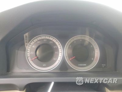 Zdjęcie 9 z 12 samochodu: 2012 VOLVO S60 T5 VIN:YV1622FS5C2092959 - miniatura