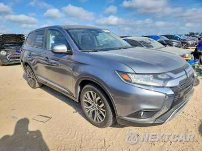 Czwarte zdjęcie samochodu z boku: 2020 MITSUBISHI OUTLANDER SE VIN:JA4AD3A35LZ012030 - miniatura