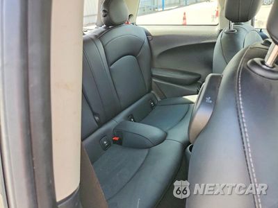 Zdjęcie 10 z 12 samochodu: 2021 MINI COOPER VIN:WMWXR3C08M2M92236 - miniatura