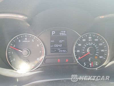 Zdjęcie 9 z 12 samochodu: 2018 KIA FORTE LX VIN:3KPFK4A79JE205378 - miniatura