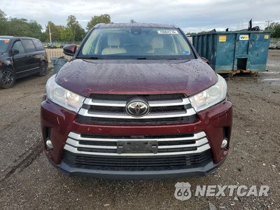 Piąte zdjęcie samochodu w środku: 2019 TOYOTA HIGHLANDER XLE VIN:5TDJZRFH3KS945794 - miniatura