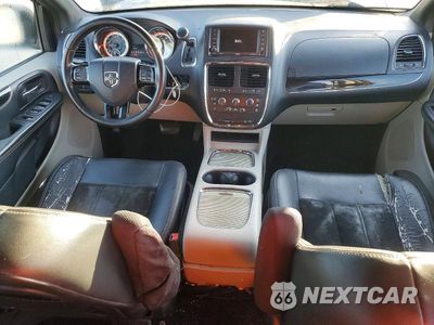 Zdjęcie 8 z 13 samochodu: 2017 DODGE GRAND CARAVAN SXT VIN:2C4RDGCG9HR807633 - miniatura