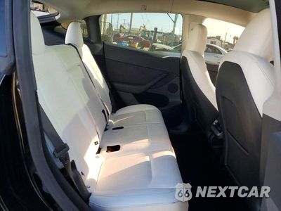 Zdjęcie 10 z 12 samochodu: 2025 TESLA MODEL Y VIN:7SAYGDEF5SF270982 - miniatura