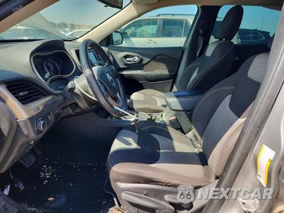 Zdjęcie 7 z 13 samochodu: 2016 JEEP CHEROKEE SPORT VIN:1C4PJLAB8GW159045 - miniatura