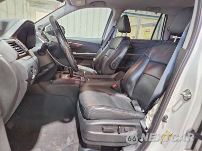 Zdjęcie 7 z 14 samochodu: 2020 HONDA PILOT EXL VIN:5FNYF6H58LB031586 - miniatura