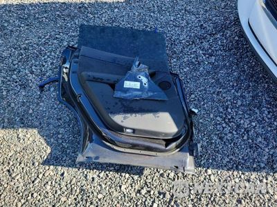 Zdjęcie 12 z 13 samochodu: 2024 TESLA MODEL Y VIN:7SAYGDEE9RA236560 - miniatura