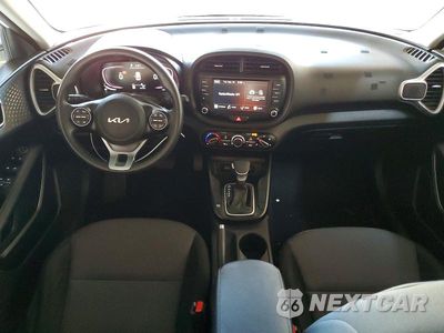 Zdjęcie 8 z 12 samochodu: 2023 KIA SOUL LX VIN:KNDJ23AUXP7861284 - miniatura